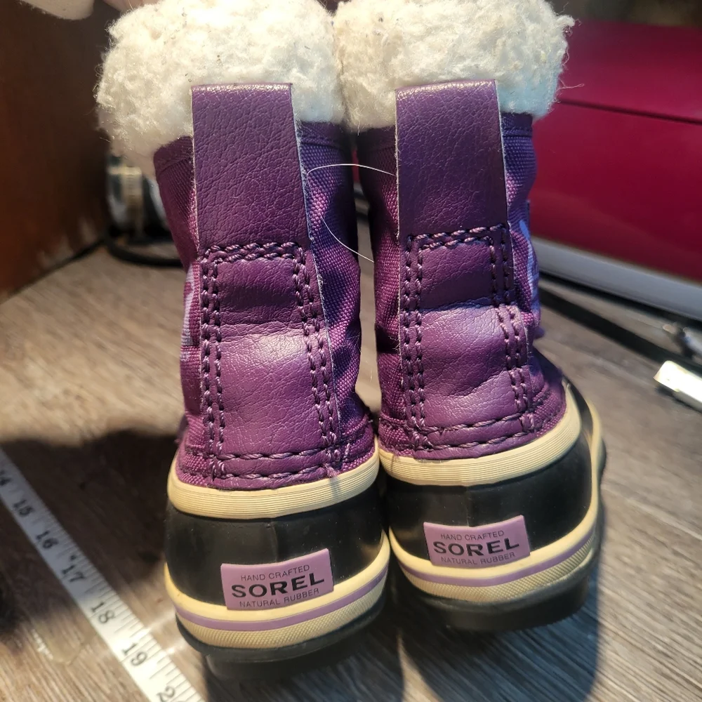 Sorel Toddler‎ Purple and Black Winter Boots Size 8 Unisex